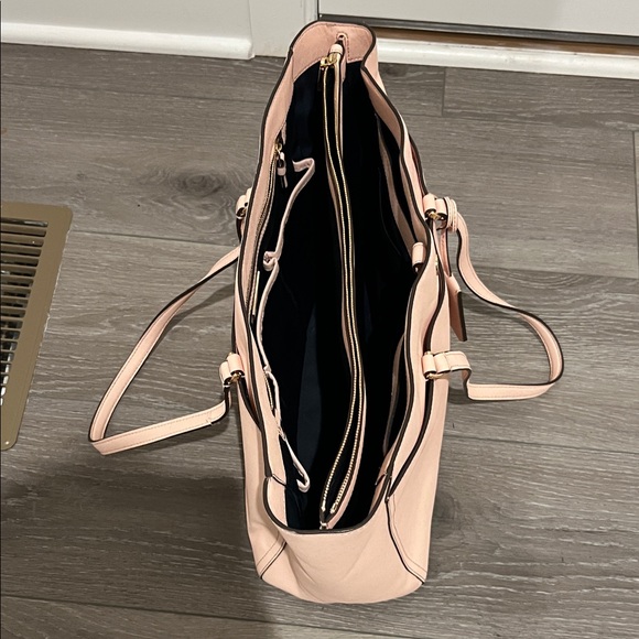 Tory Burch Tote Bag - Picture 5 of 9